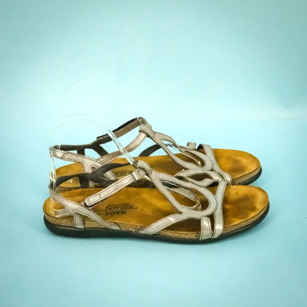 Naot 42 Size 11-11.5 Dorith Silver Metallic Leather Strappy Comfort Sandals